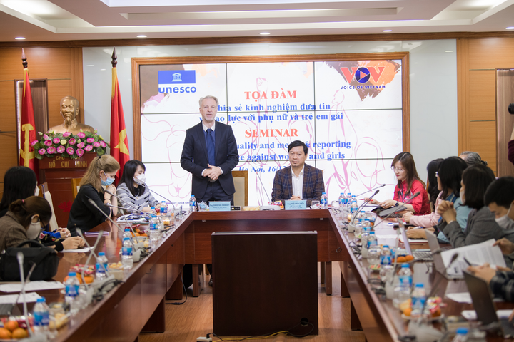 Đại diện UNESCO: 'Trong đại dịch COVID-19, bạo lực với phụ nữ tăng cao' - 1