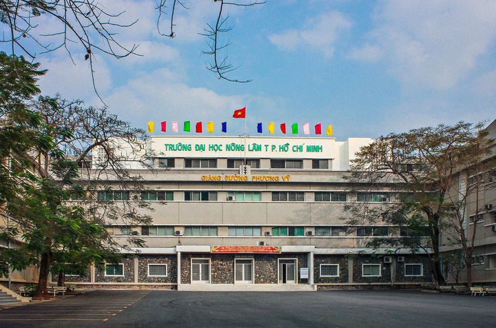 Các đại học dần mở cửa đón sinh viên - 2