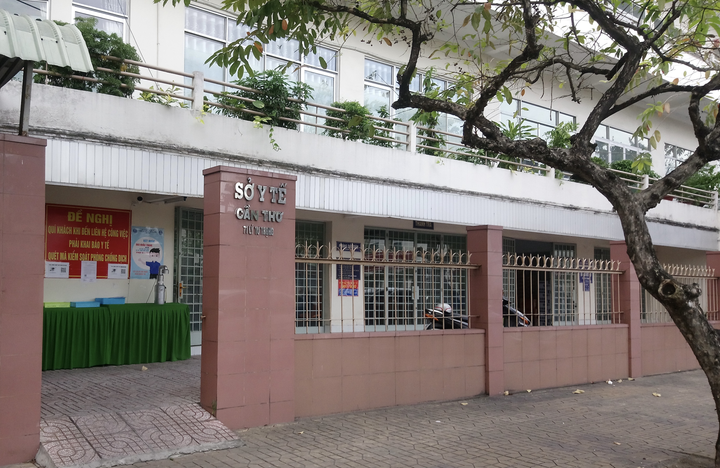 Sở Y tế Cần Thơ khẳng định không mua kit test COVID-19 của Công ty Việt Á - 1