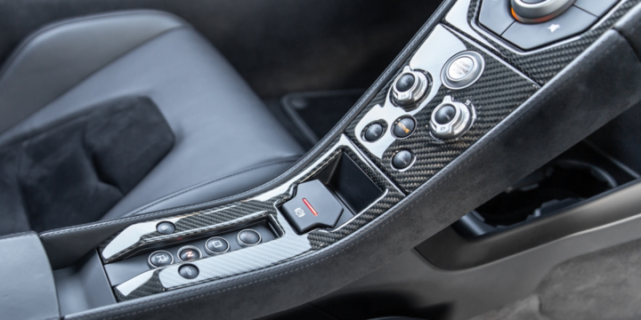 Siêu xe McLaren 650S cũ được rao bán giá 'khủng' - 10