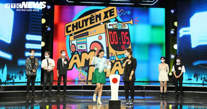 Bức tranh truyền hình mùa dịch COVID-19 ngày càng ảm đạm - 1