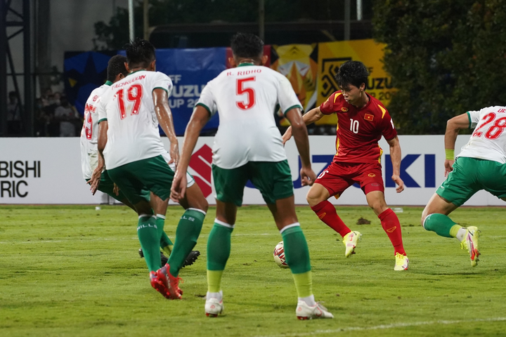 Chuyên gia: 'Tuyển Việt Nam chưa đạt phong độ cao, phải tính toán kỹ thể lực' - 1