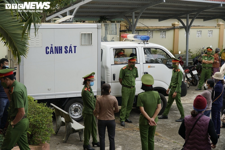 Vì sao tiếp tục hoãn xử phúc thẩm cựu Bí thư xã giết người đốt xác? - 2