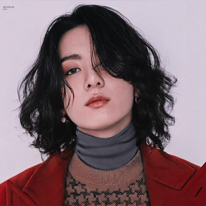 'Nhện nhọ' Tom Holland, Jungkook và 3 sao nam 'bảo toàn' sự đẹp trai với tóc dài - 6