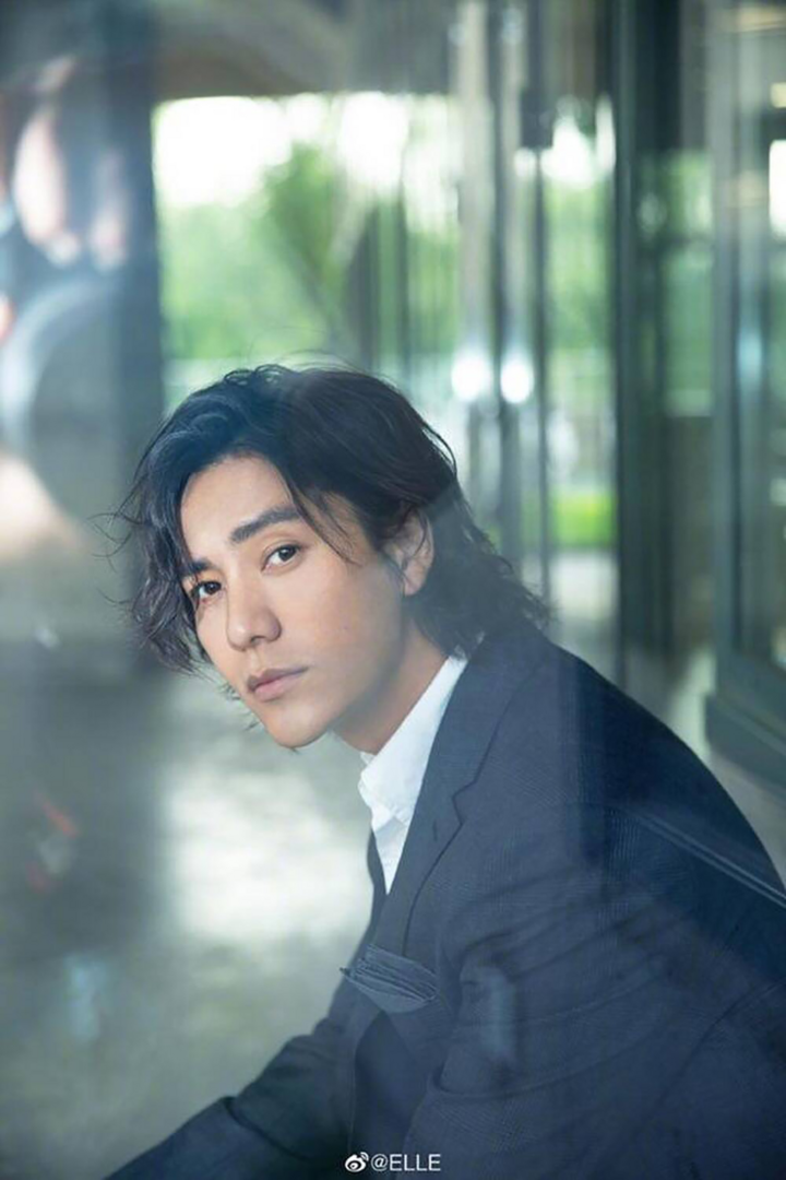 'Nhện nhọ' Tom Holland, Jungkook và 3 sao nam 'bảo toàn' sự đẹp trai với tóc dài - 11