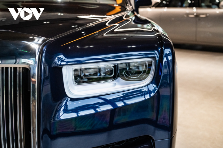 Ảnh: Chi tiết Rolls-Royce Phantom Extended giá hơn 50 tỷ đồng - 3