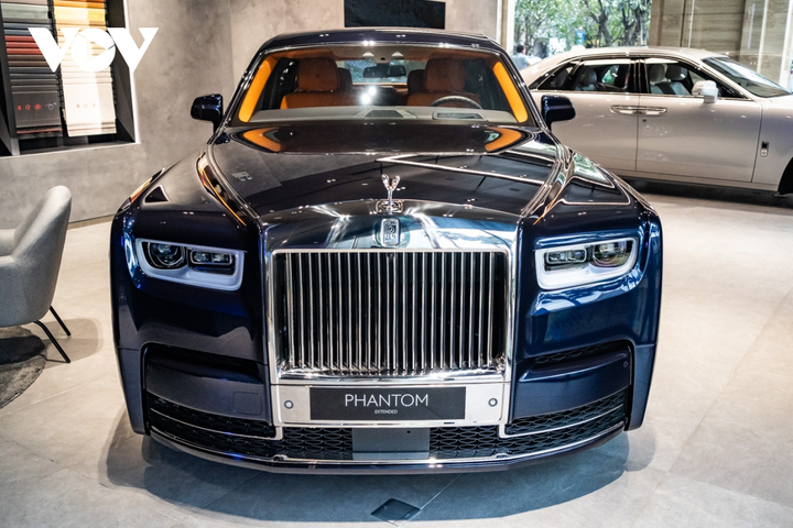 Ảnh: Chi tiết Rolls-Royce Phantom Extended giá hơn 50 tỷ đồng - 2