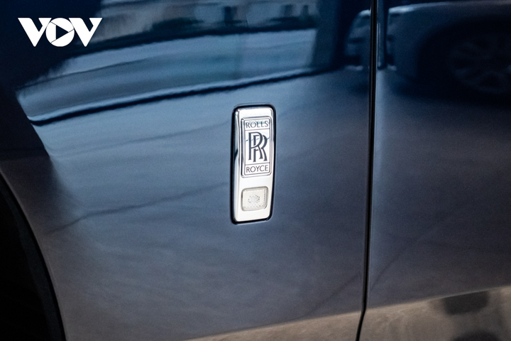 Ảnh: Chi tiết Rolls-Royce Phantom Extended giá hơn 50 tỷ đồng - 10