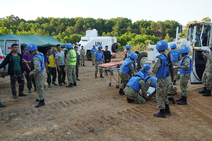 Đội Công binh số 1 diễn tập xử lý tình huống chống bạo động cấp độ cao nhất - 10