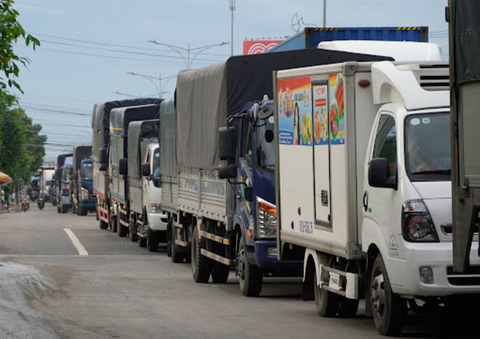 Phó Thủ tướng Lê Văn Thành chỉ đạo xử lý các quy định gây khó lưu thông hàng hoá - 1