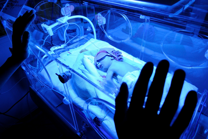 Không cần ‘mang nặng đẻ đau’, phụ nữ sẽ có máy ‘sinh’ con thay trong tương lai? - 4