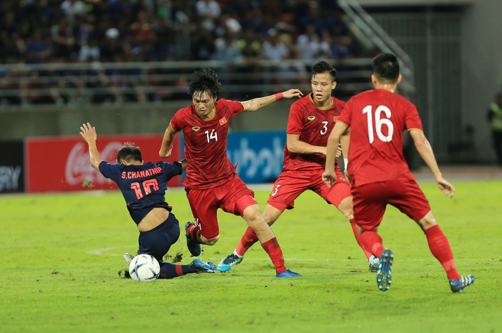 Việt Nam vs Thái Lan: Siêu kinh điển đích thực của AFF Cup - 3