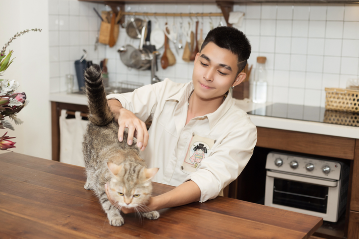 Jun Phạm: 'Tôi hơi thực dụng về khoản tiền bạc' - 3