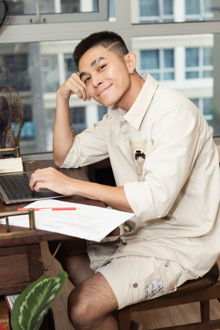 Jun Phạm: 'Tôi hơi thực dụng về khoản tiền bạc' - 8