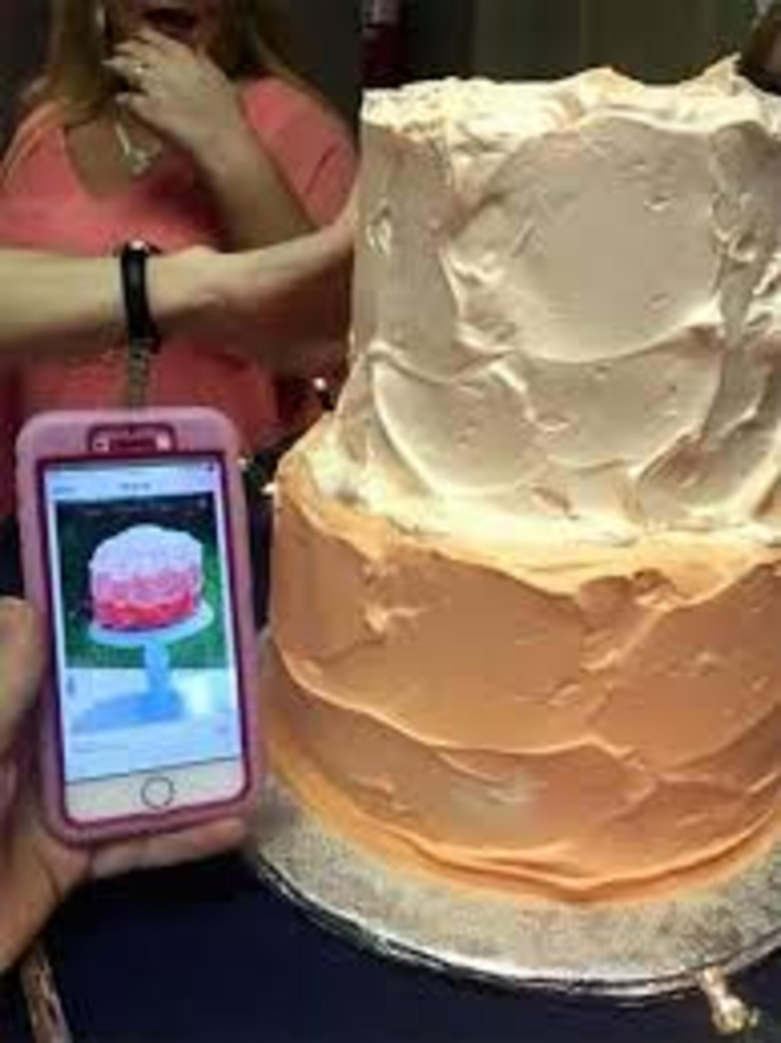 Khoảnh khắc 'thảm họa' ngày sinh nhật khiến chủ tiệc chỉ muốn bỏ chạy - 8