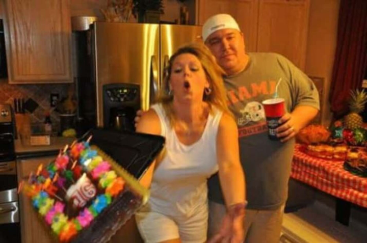 Khoảnh khắc 'thảm họa' ngày sinh nhật khiến chủ tiệc chỉ muốn bỏ chạy - 7