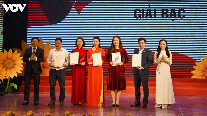 VOV tổng kết và trao giải 2 cuộc thi lan tỏa Nghị quyết Đại hội XIII - 4