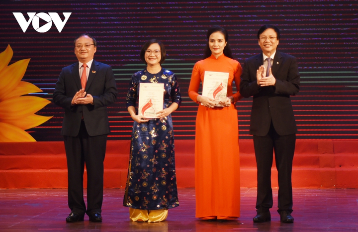 VOV tổng kết và trao giải 2 cuộc thi lan tỏa Nghị quyết Đại hội XIII - 5
