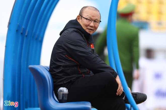 Báo Thái Lan: 'HLV Park Hang Seo là bố già của bóng đá Đông Nam Á' - 1