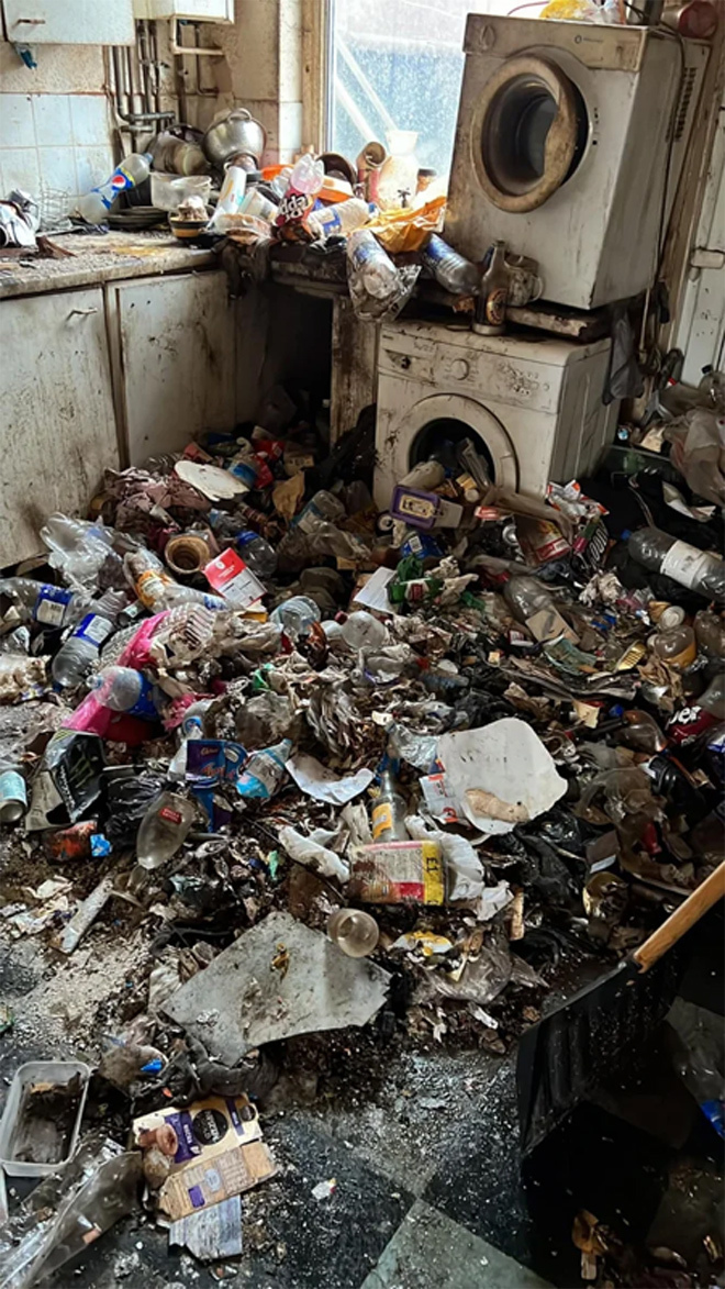 Khách trọ 'địa ngục' để lại núi rác thối đáng ghê tởm, chủ nhà phát đơn kiện - 1