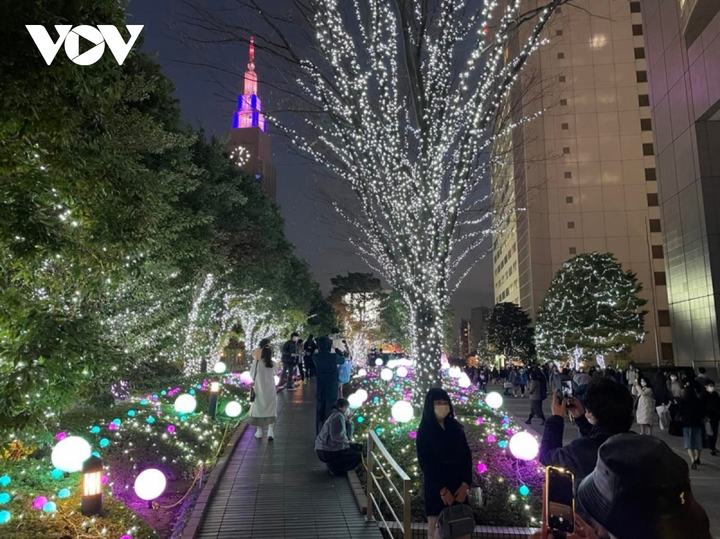 Không khí đón Giáng sinh và Năm mới tại Nhật Bản - 11