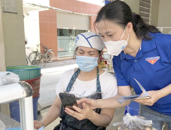 Phía sau câu chuyện gia đình người bán nước ở Hải Phòng tham gia BHXH tự nguyện - 1