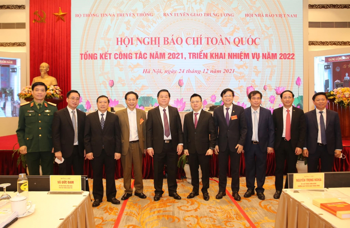 Trưởng Ban Tuyên giáo TƯ: Báo điện tử là mặt trận mới của báo chí truyền thống - 5