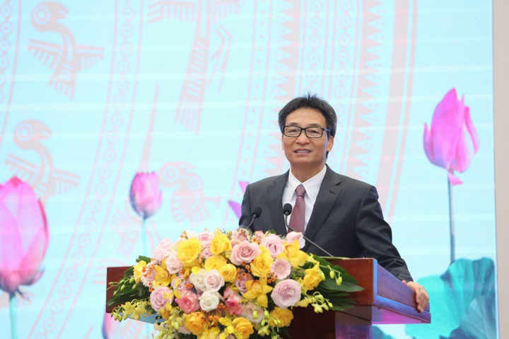 Trưởng Ban Tuyên giáo TƯ: Báo điện tử là mặt trận mới của báo chí truyền thống - 2