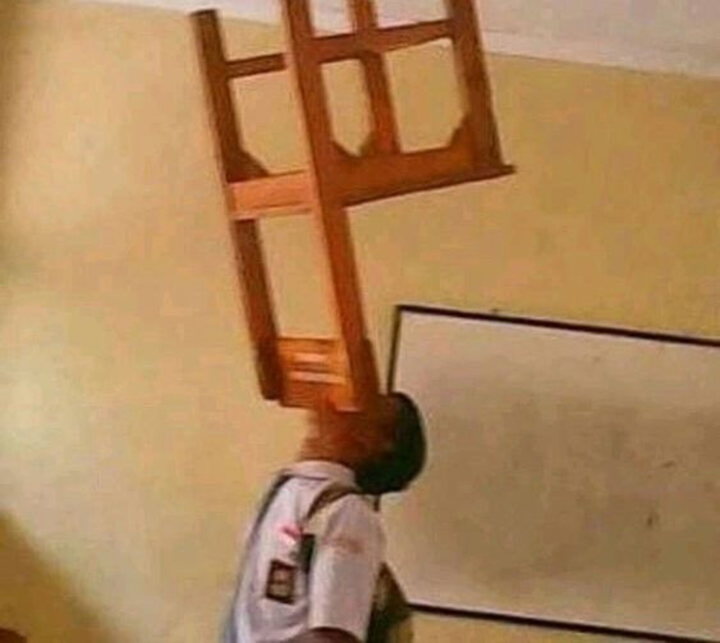 Tròn mắt với 'tài lẻ' khác người vô tình bắt gặp trên MXH, nhìn thôi đã thấy đau - 4