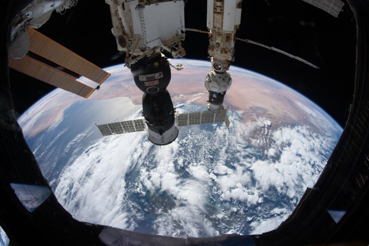 Ai đang vận hành Trạm Vũ trụ quốc tế ISS? - 2