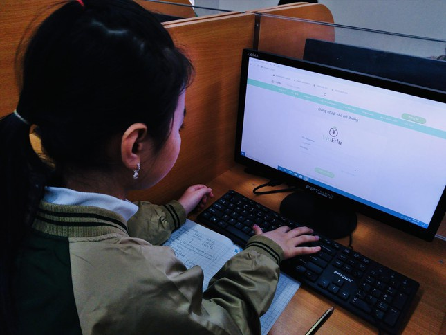 Kiểm tra định kỳ lớp 1, lớp 2 ở Hà Nội: Không bắt buộc trực tiếp - 1