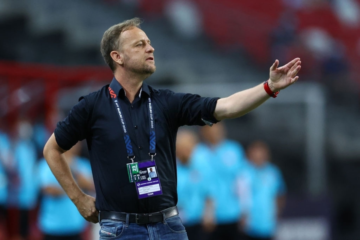 HLV Thái Lan: Trọng tài không sai, CĐV Việt Nam nên bớt than phiền - 1