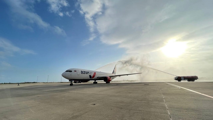 Khánh Hòa đón đoàn khách có hộ chiếu vaccine đầu tiên từ Nga - 1