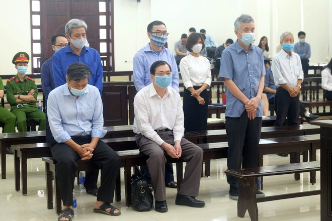 Ông Vũ Huy Hoàng xin hoãn xử phúc thẩm - 1