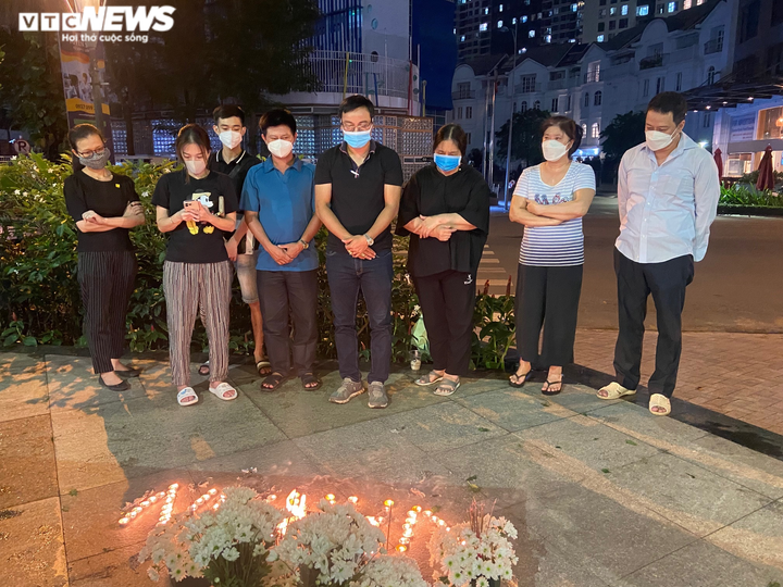 Tưởng niệm bé gái nghi bị hành hạ đến chết: 'Sao người ta ác với con như vậy?' - 3