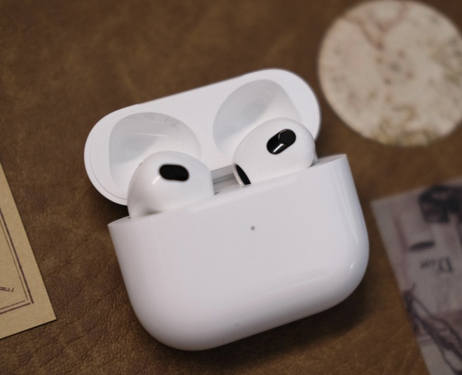AirPods chỉ mất 5 năm để trở thành sản phẩm biểu tượng - 1