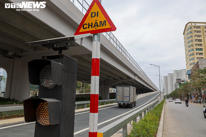 Ảnh: Hà Nội thông xe 6 nhánh đường lên xuống cầu cạn Mai Dịch - Nam Thăng Long - 9