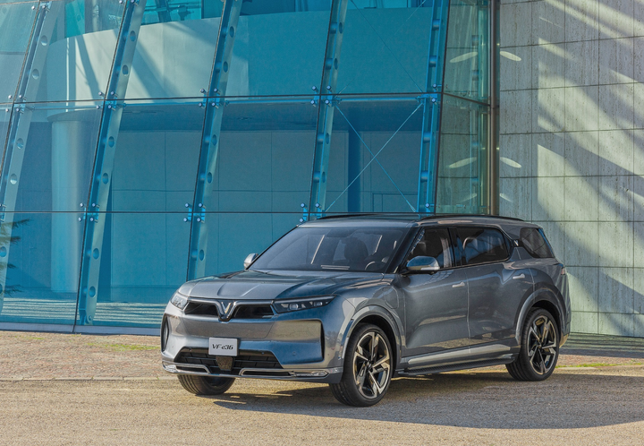 VinFast nhận đặt hàng hai mẫu ô tô điện VF e34, e35 quy mô toàn cầu từ 6/1/2022 - 3