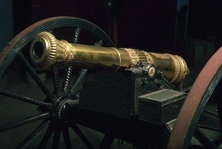 Cuộc chiến tranh giành tài sản của các gia đình hoàng gia Ấn Độ - 3