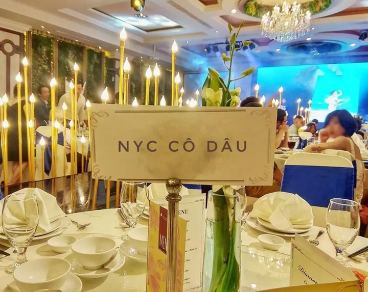 Tình huống 'dở khóc dở cười' bắt gặp tại tiệc cưới vừa hoang mang vừa bật cười - 6