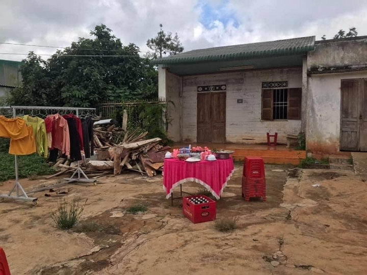 Tình huống 'dở khóc dở cười' bắt gặp tại tiệc cưới vừa hoang mang vừa bật cười - 4