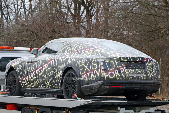 Xe điện siêu sang Rolls-Royce Spectre lộ hình ảnh thực tế - 3