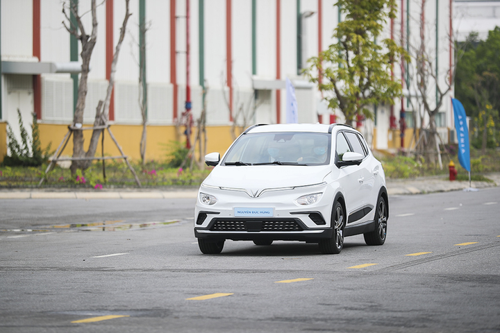 Chủ xe VF e34: Tự hào được là một phần trong lịch sử công nghiệp ô tô Việt - 4