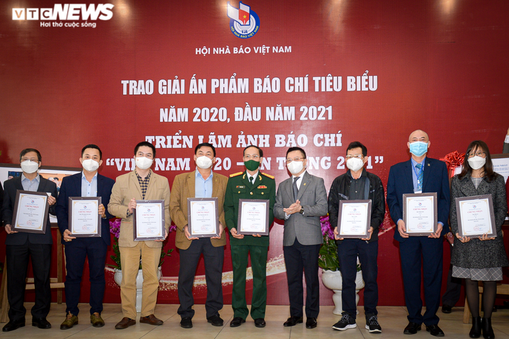 Báo điện tử VTC News đoạt giải C bìa báo Tết ấn tượng năm 2021 - 3