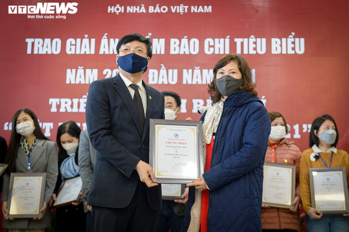 Báo điện tử VTC News đoạt giải C bìa báo Tết ấn tượng năm 2021 - 5