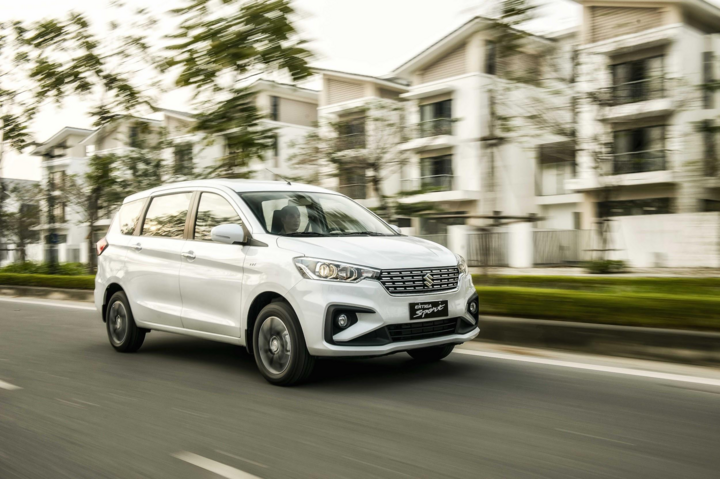 Suzuki Ertiga - mẫu xe đỉnh cho gia đình du xuân - 2
