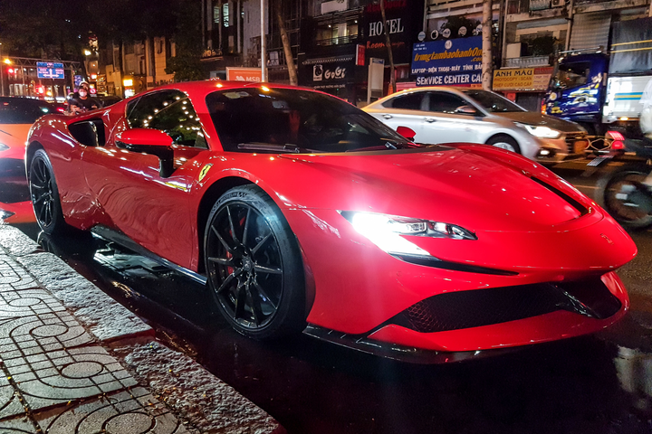 Loạt siêu xe đắt giá nhất được nhập về Việt Nam ảnh 22 Những siêu xe đắt tiền nhất được nhập về Việt Nam năm 2021 - 22