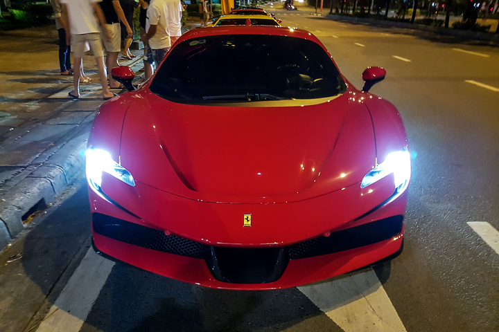 Loạt siêu xe đắt giá nhất được nhập về Việt Nam ảnh 20 Những siêu xe đắt tiền nhất được nhập về Việt Nam năm 2021 - 20