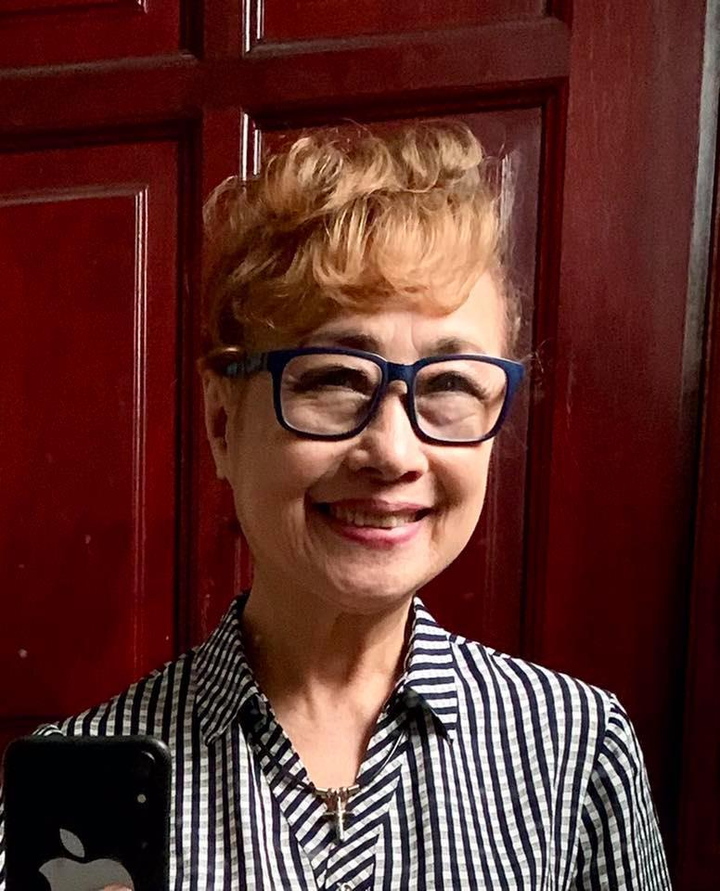 Cuộc sống an yên tuổi 73 của 'giọng đọc huyền thoại' NSƯT Kim Tiến - 5