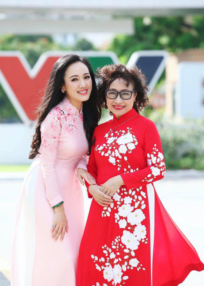 Cuộc sống an yên tuổi 73 của 'giọng đọc huyền thoại' NSƯT Kim Tiến - 10